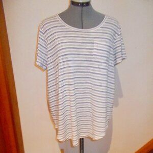 $7 Summer Sale! Avon white and blue striped tee in XL
